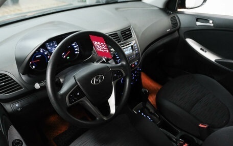 Hyundai Solaris II рестайлинг, 2015 год, 690 000 рублей, 10 фотография