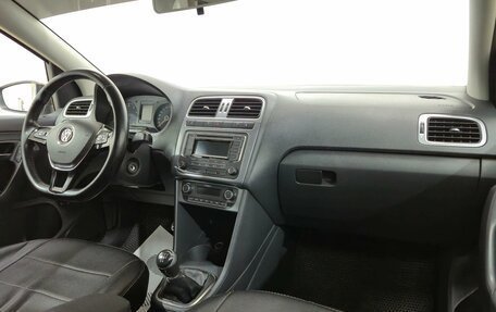 Volkswagen Polo VI (EU Market), 2016 год, 950 000 рублей, 12 фотография