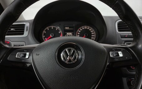 Volkswagen Polo VI (EU Market), 2016 год, 950 000 рублей, 20 фотография