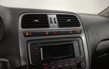 Volkswagen Polo VI (EU Market), 2016 год, 950 000 рублей, 17 фотография