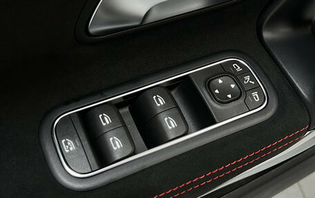 Mercedes-Benz CLA, 2019 год, 3 199 000 рублей, 7 фотография