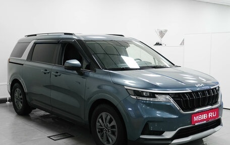 KIA Carnival, 2022 год, 3 150 000 рублей, 2 фотография