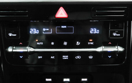 KIA Carnival, 2022 год, 3 150 000 рублей, 20 фотография