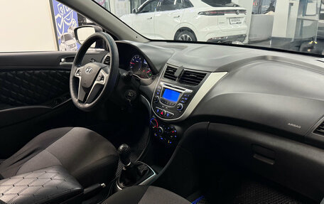Hyundai Solaris II рестайлинг, 2012 год, 670 000 рублей, 14 фотография