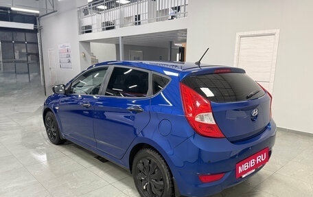 Hyundai Solaris II рестайлинг, 2012 год, 670 000 рублей, 5 фотография