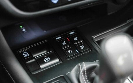 Lexus RX IV рестайлинг, 2019 год, 4 450 000 рублей, 11 фотография