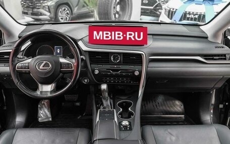 Lexus RX IV рестайлинг, 2019 год, 4 450 000 рублей, 7 фотография