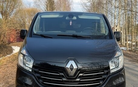 Renault Trafic, 2016 год, 2 200 000 рублей, 4 фотография