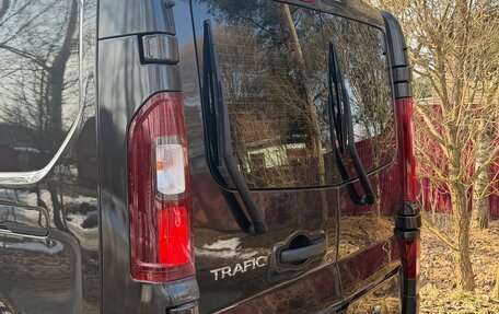 Renault Trafic, 2016 год, 2 200 000 рублей, 13 фотография