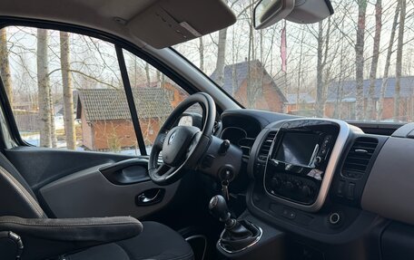 Renault Trafic, 2016 год, 2 200 000 рублей, 25 фотография