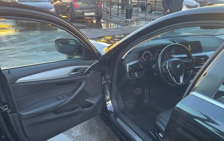 BMW 5 серия, 2019 год, 3 550 000 рублей, 10 фотография