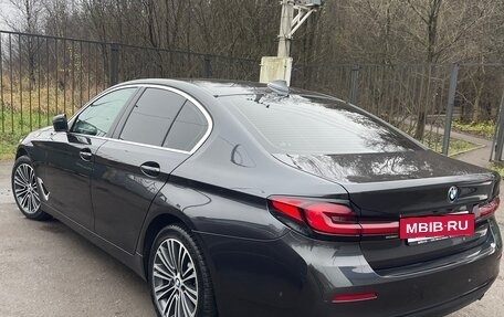 BMW 5 серия, 2021 год, 5 000 000 рублей, 3 фотография