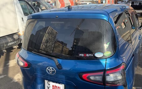 Toyota Sienta II, 2018 год, 1 350 000 рублей, 5 фотография