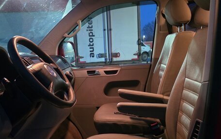 Volkswagen Multivan T5, 2004 год, 1 230 000 рублей, 21 фотография