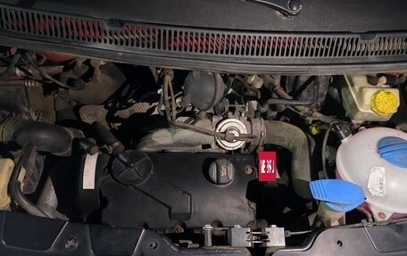 Volkswagen Multivan T5, 2004 год, 1 230 000 рублей, 25 фотография