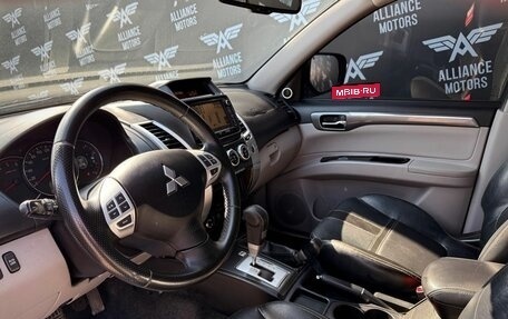 Mitsubishi Pajero Sport II рестайлинг, 2014 год, 1 815 000 рублей, 10 фотография