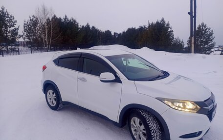 Honda Vezel, 2014 год, 1 600 000 рублей, 2 фотография