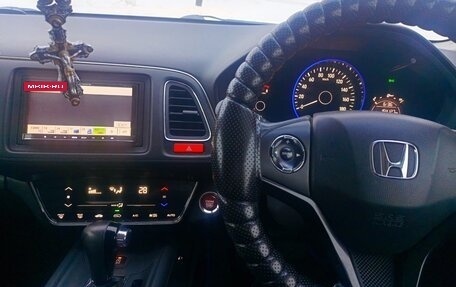 Honda Vezel, 2014 год, 1 600 000 рублей, 10 фотография