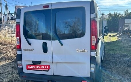 Renault Trafic, 2006 год, 1 200 000 рублей, 4 фотография