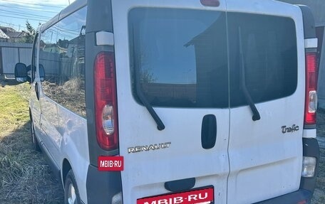 Renault Trafic, 2006 год, 1 200 000 рублей, 5 фотография