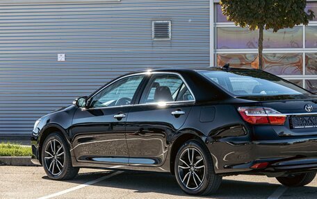 Toyota Camry, 2017 год, 1 795 000 рублей, 9 фотография