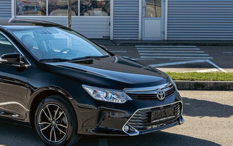Toyota Camry, 2017 год, 1 795 000 рублей, 8 фотография