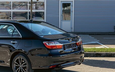 Toyota Camry, 2017 год, 1 795 000 рублей, 10 фотография