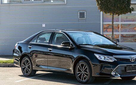 Toyota Camry, 2017 год, 1 795 000 рублей, 7 фотография