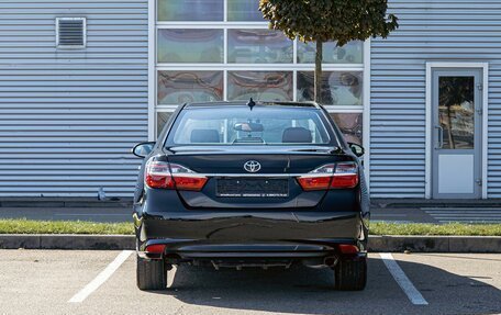 Toyota Camry, 2017 год, 1 795 000 рублей, 5 фотография