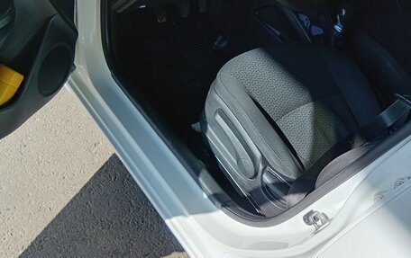 KIA Rio III рестайлинг, 2013 год, 600 000 рублей, 9 фотография