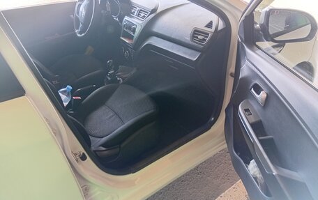 KIA Rio III рестайлинг, 2013 год, 600 000 рублей, 11 фотография