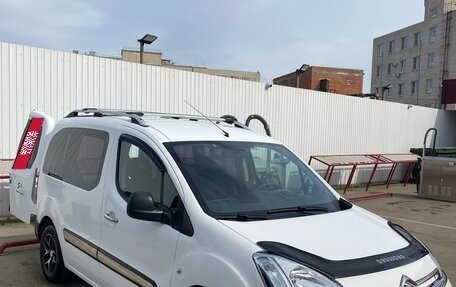 Citroen Berlingo II рестайлинг, 2013 год, 890 000 рублей, 26 фотография