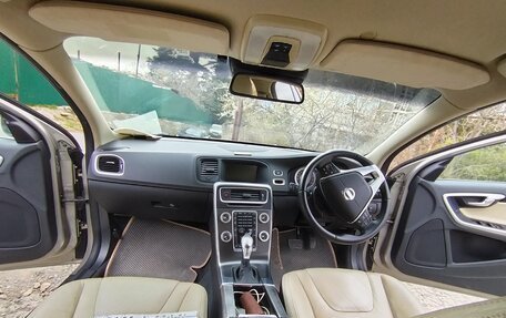 Volvo V60 I, 2013 год, 1 600 000 рублей, 10 фотография