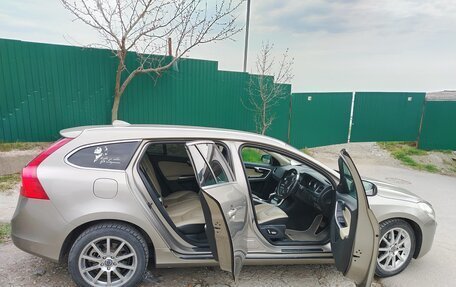 Volvo V60 I, 2013 год, 1 600 000 рублей, 15 фотография