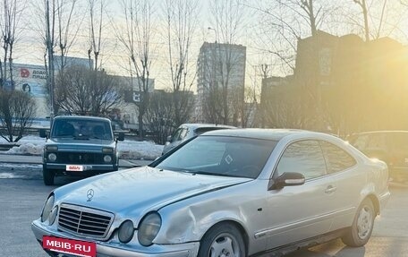 Mercedes-Benz CLK-Класс, 1999 год, 270 000 рублей, 3 фотография
