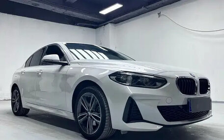 BMW 1 серия, 2019 год, 1 382 000 рублей, 3 фотография