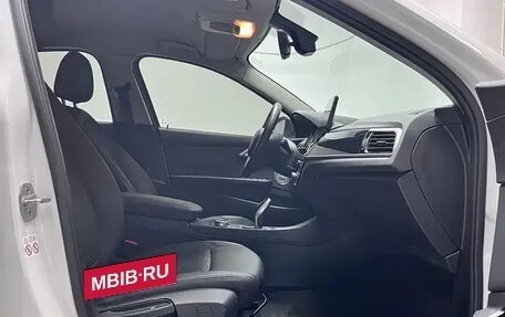 BMW 1 серия, 2019 год, 1 382 000 рублей, 10 фотография