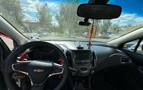 Chevrolet Cruze II, 2018 год, 800 000 рублей, 16 фотография