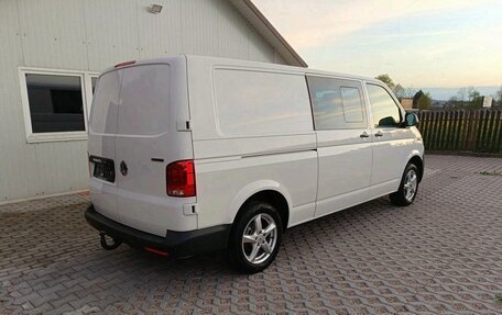 Volkswagen Transporter T6 рестайлинг, 2022 год, 3 000 000 рублей, 8 фотография