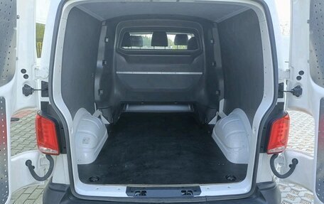 Volkswagen Transporter T6 рестайлинг, 2022 год, 3 000 000 рублей, 25 фотография