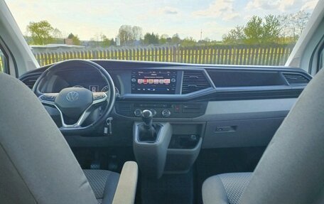 Volkswagen Transporter T6 рестайлинг, 2022 год, 3 000 000 рублей, 24 фотография