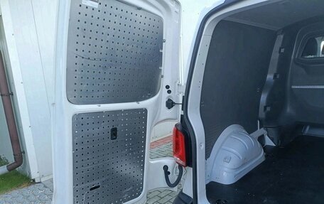 Volkswagen Transporter T6 рестайлинг, 2022 год, 3 000 000 рублей, 27 фотография