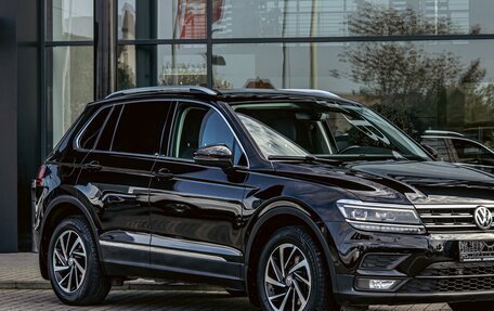Volkswagen Tiguan II, 2020 год, 2 435 000 рублей, 7 фотография