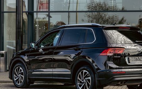 Volkswagen Tiguan II, 2020 год, 2 435 000 рублей, 8 фотография
