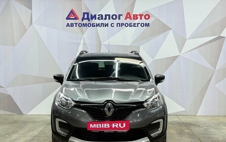 Renault Kaptur I рестайлинг, 2017 год, 1 120 000 рублей, 2 фотография