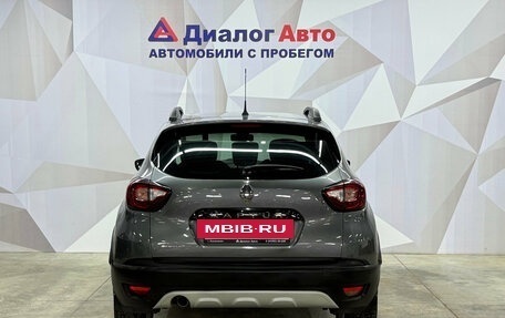 Renault Kaptur I рестайлинг, 2017 год, 1 120 000 рублей, 5 фотография
