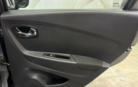 Renault Kaptur I рестайлинг, 2017 год, 1 120 000 рублей, 26 фотография