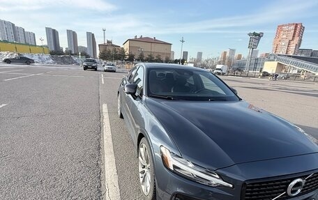 Volvo S60 III, 2021 год, 3 750 000 рублей, 2 фотография