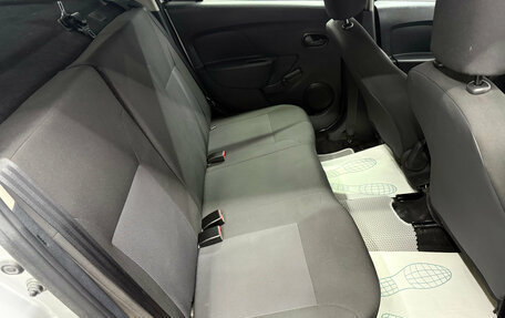 Renault Logan II, 2019 год, 920 000 рублей, 20 фотография