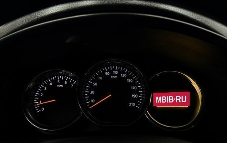 Renault Logan II, 2019 год, 920 000 рублей, 16 фотография